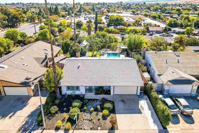 5 Terranova Dr, Antioch, CA 94509