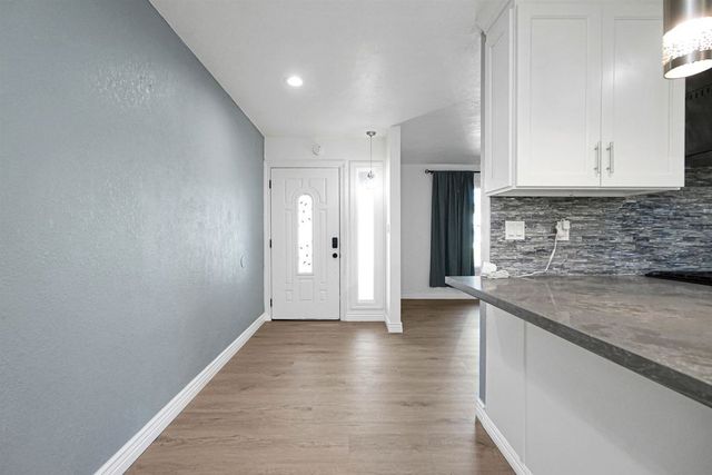 5 Terranova Dr, Antioch, CA 94509