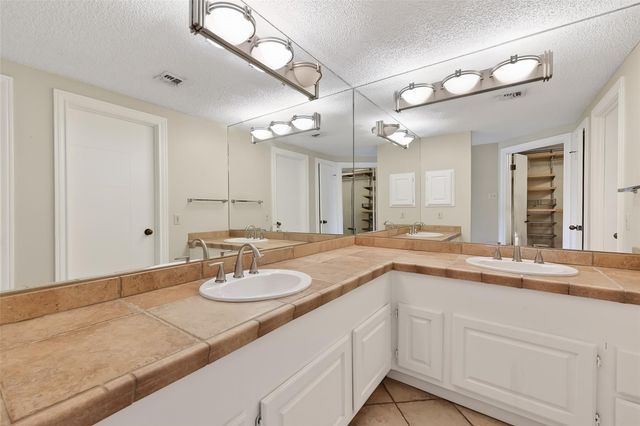 14655 Champion Forest Drive 502, Houston, TX 77069