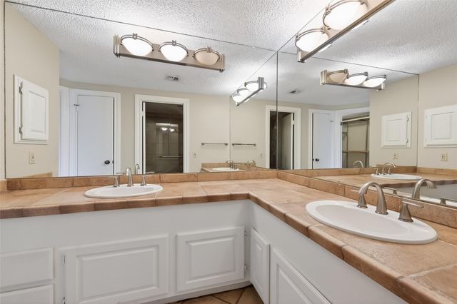 14655 Champion Forest Drive 502, Houston, TX 77069