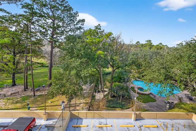 14655 Champion Forest Drive 502, Houston, TX 77069