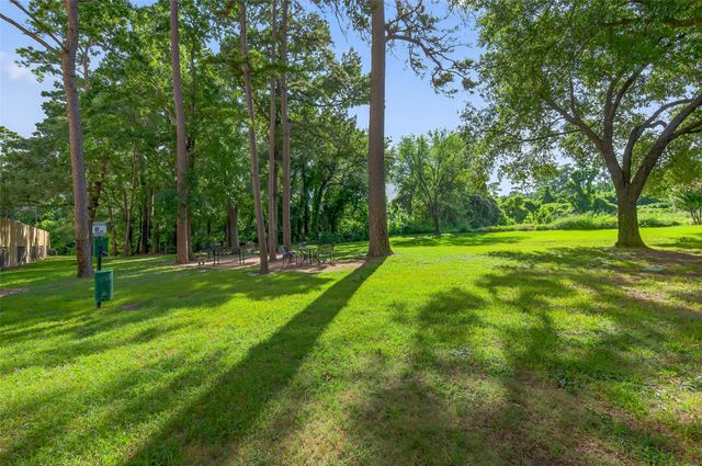 14655 Champion Forest Drive 502, Houston, TX 77069