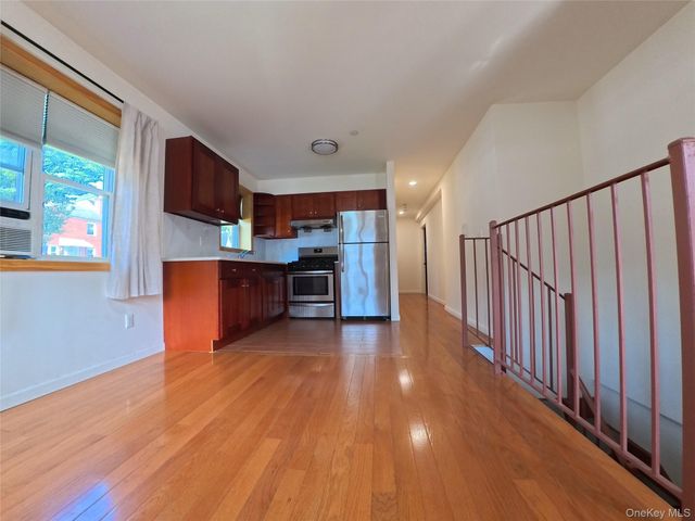 220-03 64th Avenu 1FL, Oakland Gardens, NY 11364