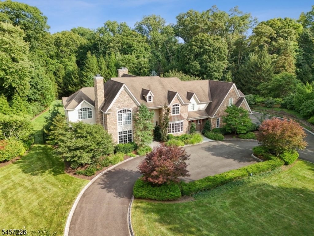 41 Van Cortland Way, Bernards Twp., NJ 07920 — exterior