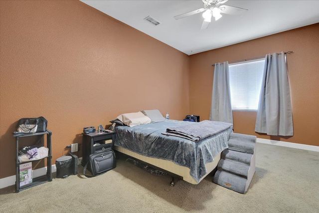 1254 Jewelflower St, Plumas Lake, CA 95961