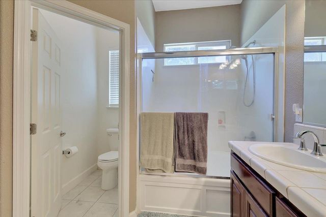 1254 Jewelflower St, Plumas Lake, CA 95961