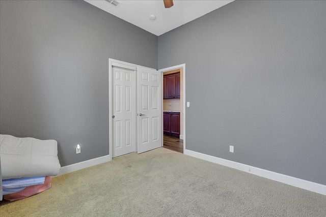 1254 Jewelflower St, Plumas Lake, CA 95961