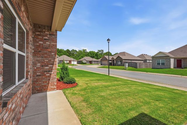 1210 Mae Lane, Conway, AR 72032