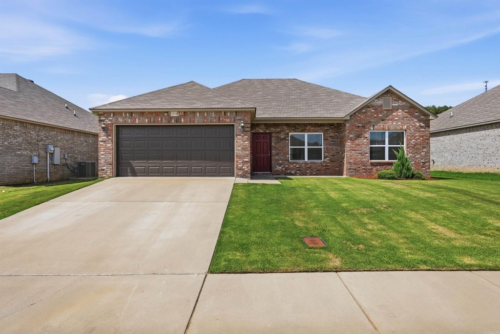 1210 Mae Lane, Conway, AR 72032