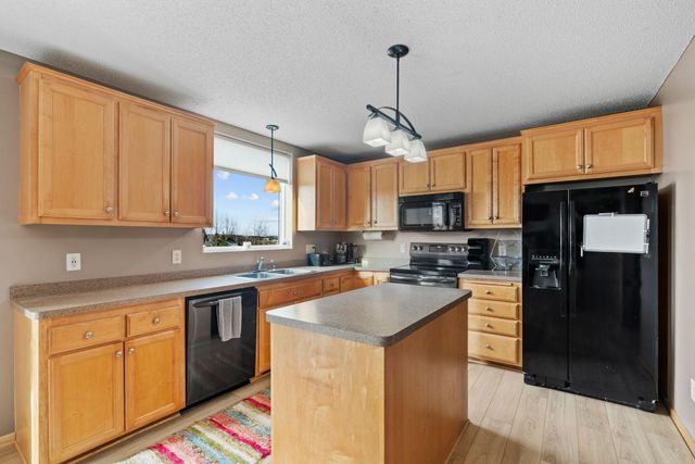 1493 Connecticut Drive SE, Lonsdale, MN 55046