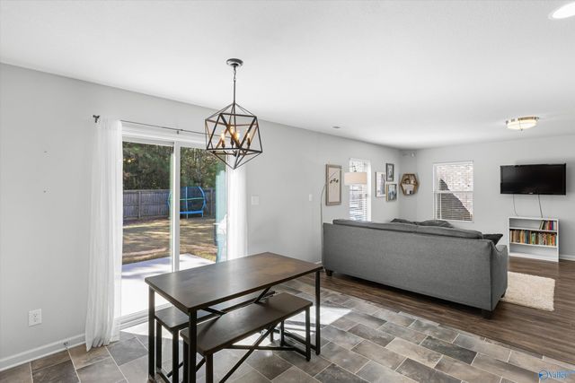 220 Sedgewick Drive, Owens Cross Roads, AL 35763