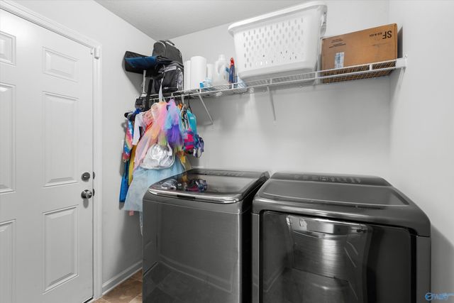 220 Sedgewick Drive, Owens Cross Roads, AL 35763