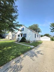 1170 Lois AVENUE, Brookfield, WI 53045