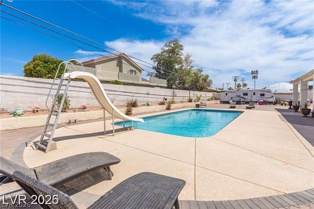 60 North Fogg Street, Las Vegas, NV 89110