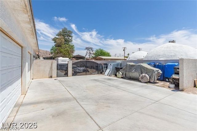 60 North Fogg Street, Las Vegas, NV 89110