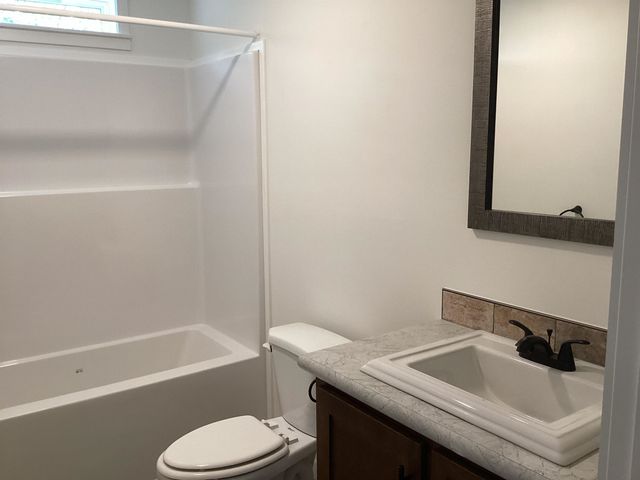 5 Garden Way, Troy, NH 03465
