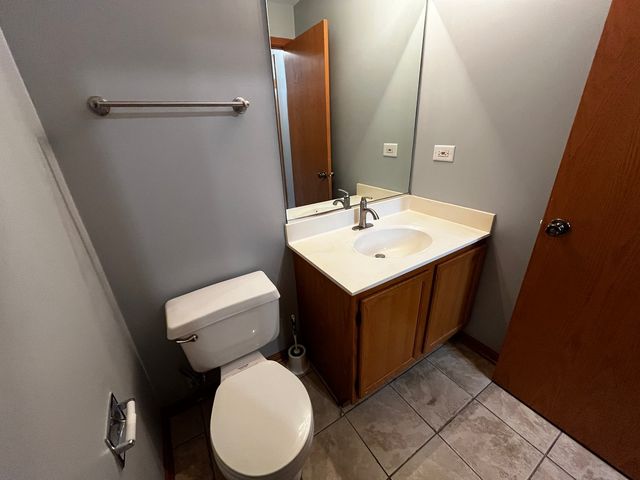 2828 Alameda Court 2828, Naperville, IL 60564