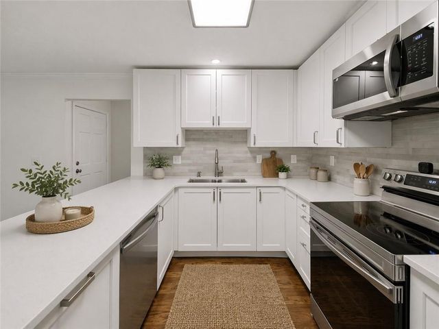 5569 Shadow Rock Drive, Lithonia, GA 30058