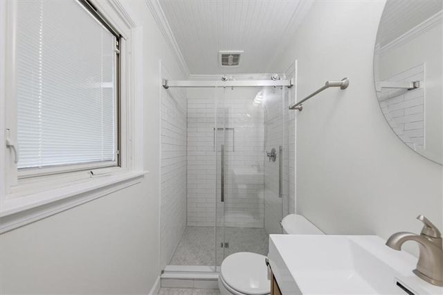 5569 Shadow Rock Drive, Lithonia, GA 30058