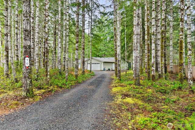 70 E Capital Peak Drive, Shelton, WA 98584