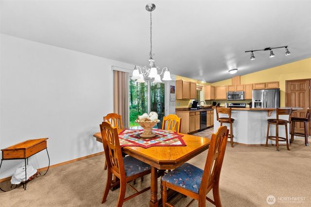 70 E Capital Peak Drive, Shelton, WA 98584