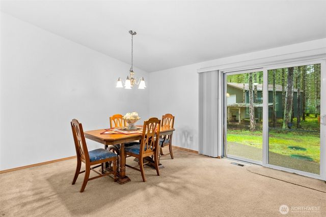 70 E Capital Peak Drive, Shelton, WA 98584