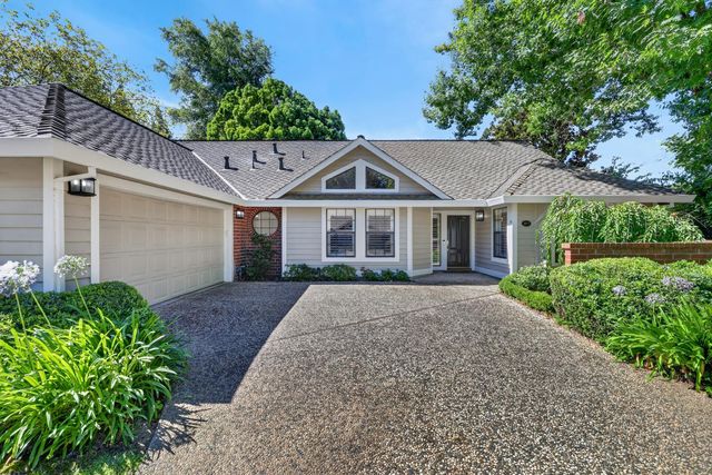 1073 Harrington Way, Carmichael, CA 95608