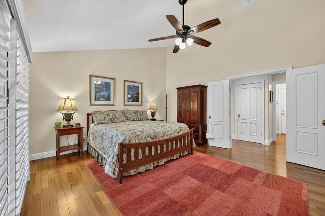 1073 Harrington Way, Carmichael, CA 95608