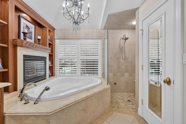 1073 Harrington Way, Carmichael, CA 95608