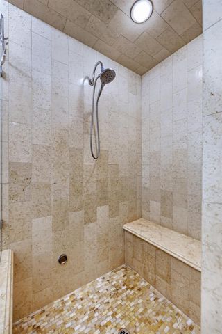 1073 Harrington Way, Carmichael, CA 95608