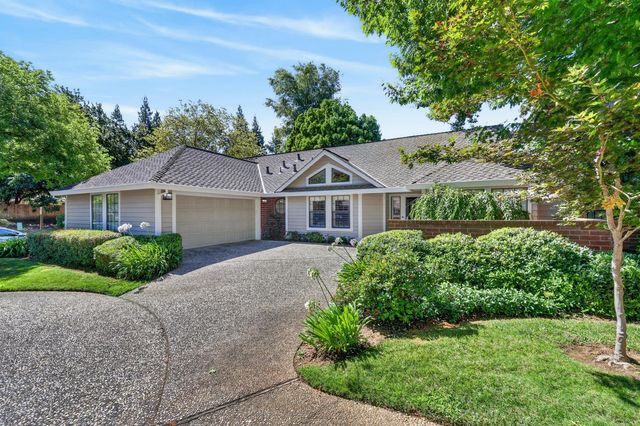 1073 Harrington Way, Carmichael, CA 95608