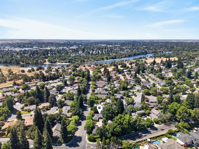 1073 Harrington Way, Carmichael, CA 95608