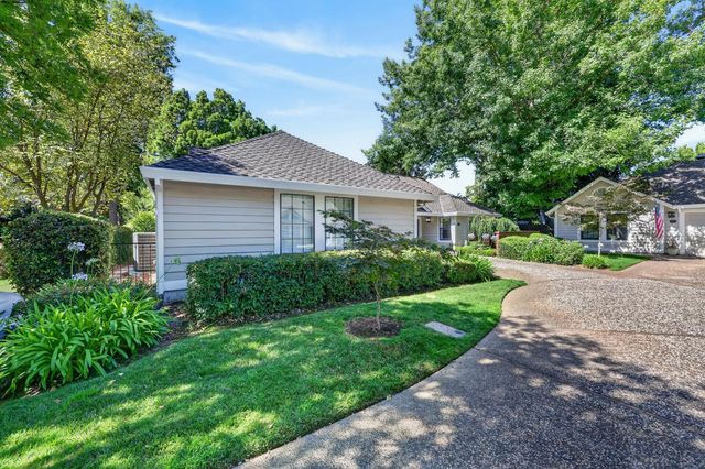 1073 Harrington Way, Carmichael, CA 95608