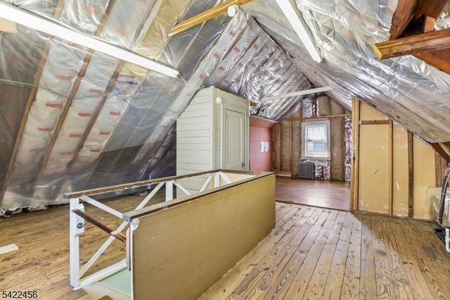 59 Pershing Rd, Clifton City, NJ 07013