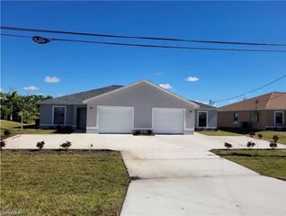 252 SW 3rd ST, Cape Coral, FL 33991