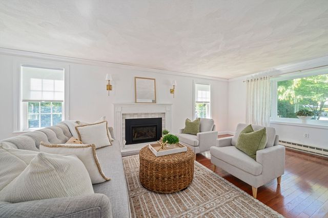 58 Shermans Waye, Marshfield, MA 02050