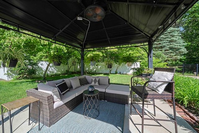 58 Shermans Waye, Marshfield, MA 02050