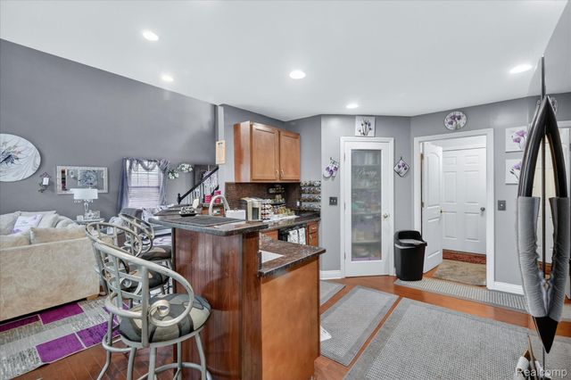 15934 Athens Avenue, Clinton Charter Township, MI 48035