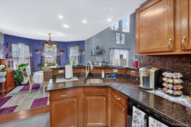 15934 Athens Avenue, Clinton Charter Township, MI 48035