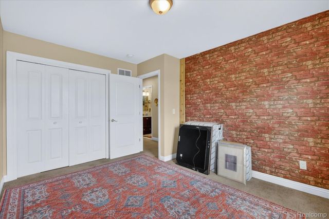 15934 Athens Avenue, Clinton Charter Township, MI 48035