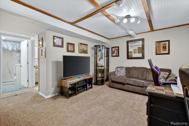 15934 Athens Avenue, Clinton Charter Township, MI 48035