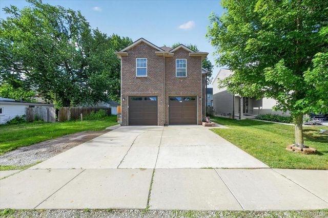 15934 Athens Avenue, Clinton Charter Township, MI 48035