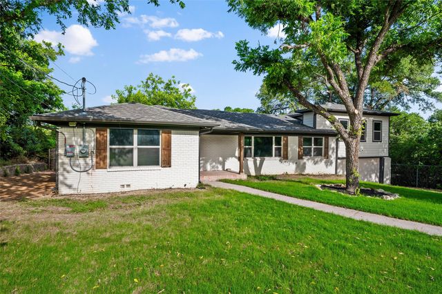 3824 S Timberline Drive, Fort Worth, TX 76119