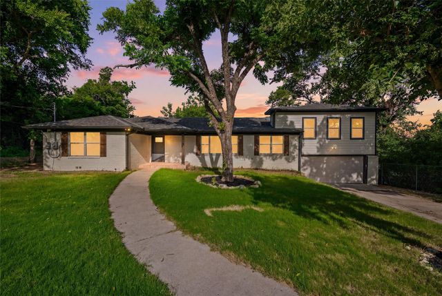 3824 S Timberline Drive, Fort Worth, TX 76119