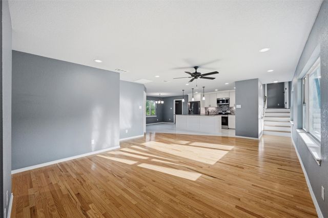 3824 S Timberline Drive, Fort Worth, TX 76119