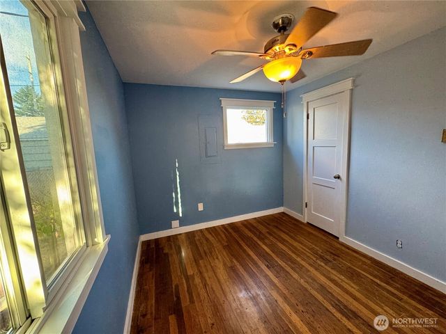 5005 N 30th Street, Tacoma, WA 98407