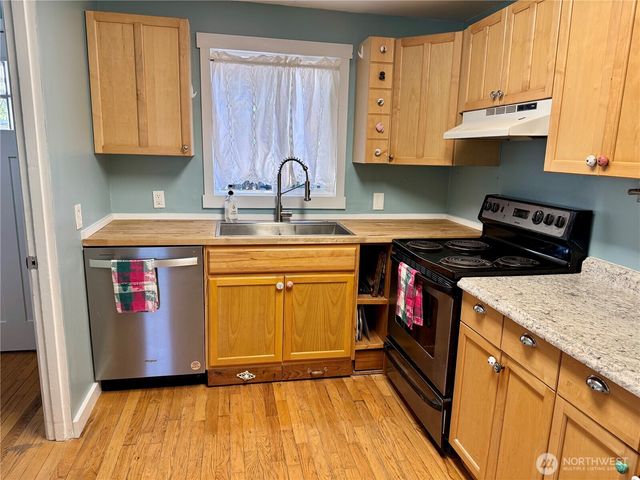 5005 N 30th Street, Tacoma, WA 98407