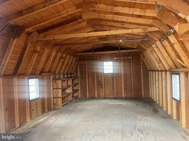 3183 BEDMINSTER RD, Ottsville, PA 18942