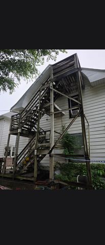 1027 Ridge Avenue, Rockford, IL 61103
