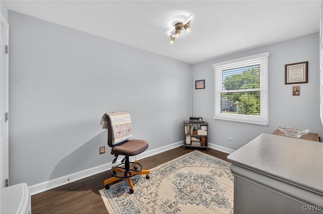 7797 Newhope West, Clay, NY 13090
